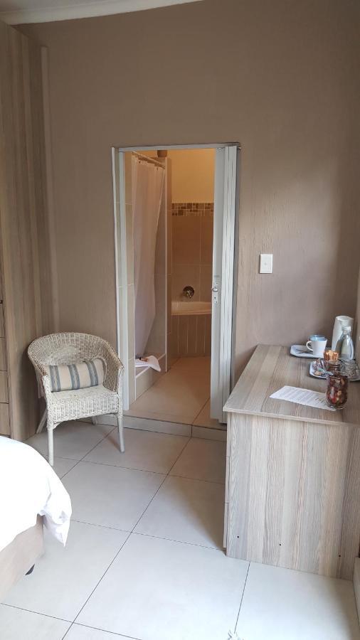 Guest House Frame Ace Bellville Extérieur photo